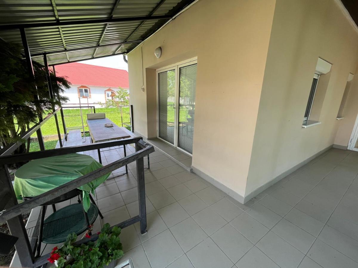 Tiszavirag Apartman Tiszakeszi 외부 사진