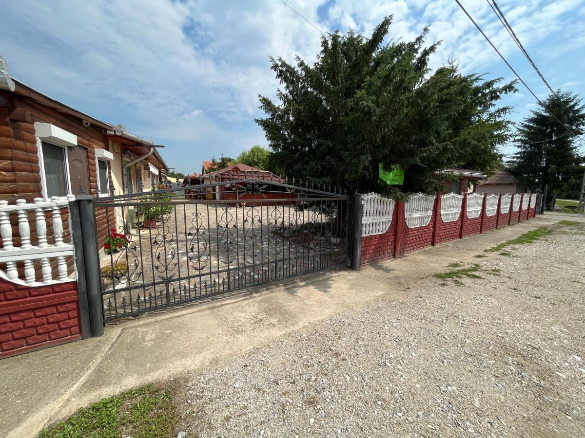 Tiszavirag Apartman Tiszakeszi 외부 사진