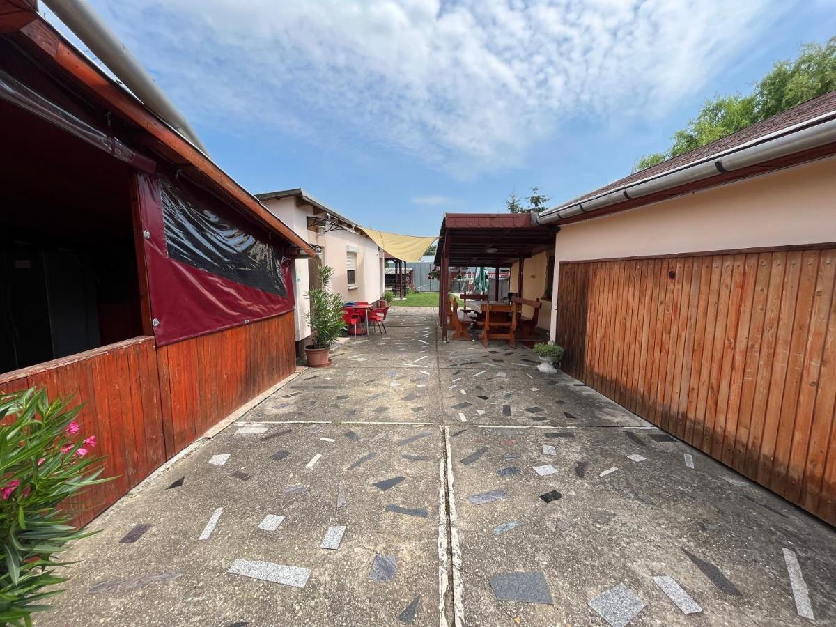 Tiszavirag Apartman Tiszakeszi 외부 사진