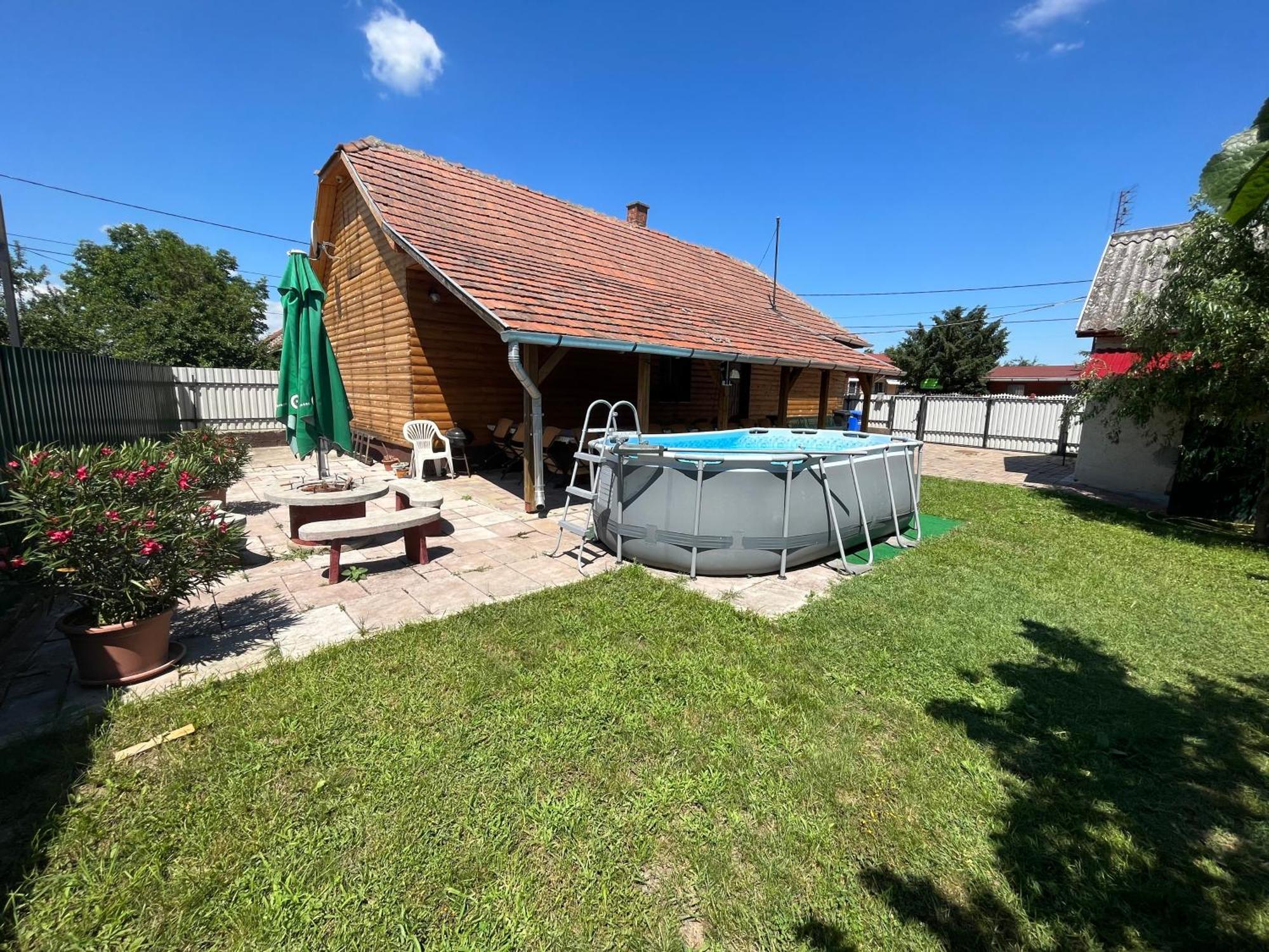 Tiszavirag Apartman Tiszakeszi 외부 사진